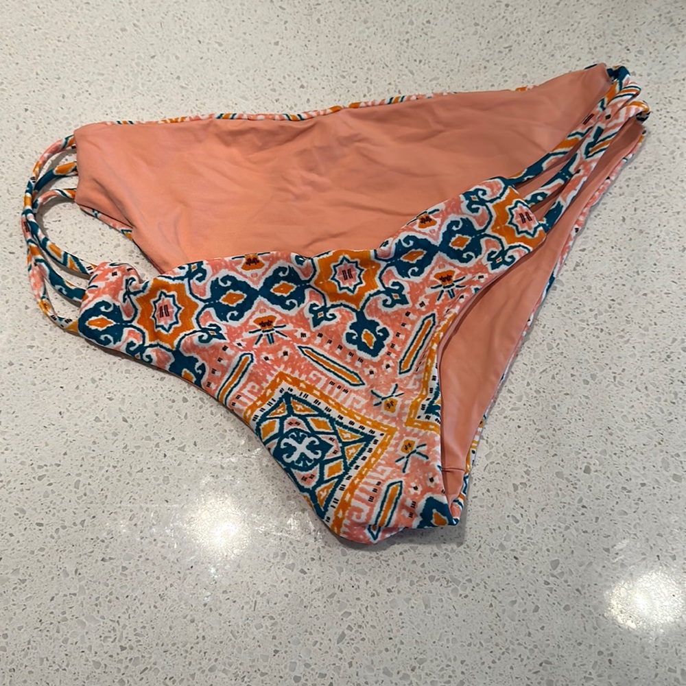 L Space bikini bottoms